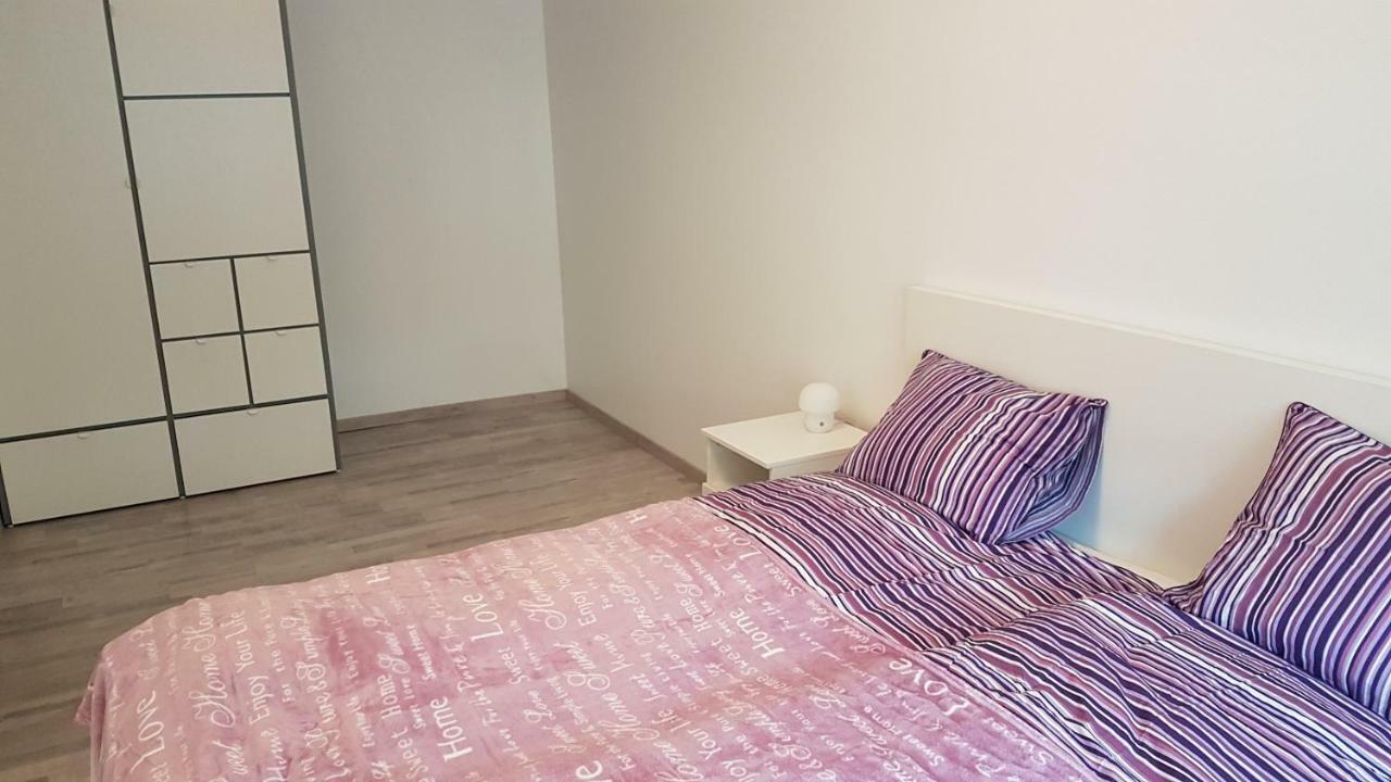 J&E Neries Apartment Kaunas Dış mekan fotoğraf